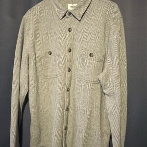 Marine Layer Men’s Herringbone Button-Up Shirt, size Large
